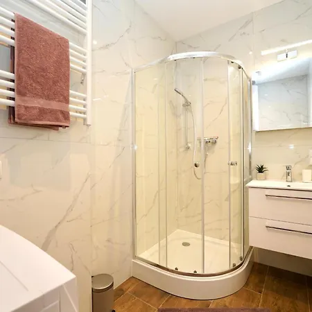 Mmrent Apartament Oliwski Mlyn * Gdansk